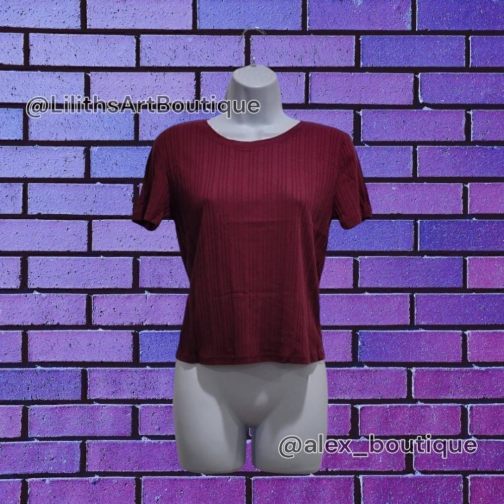 Forever 21 Ribbed Tee(L013)- Short Sleeve/Tops, Size M for Women